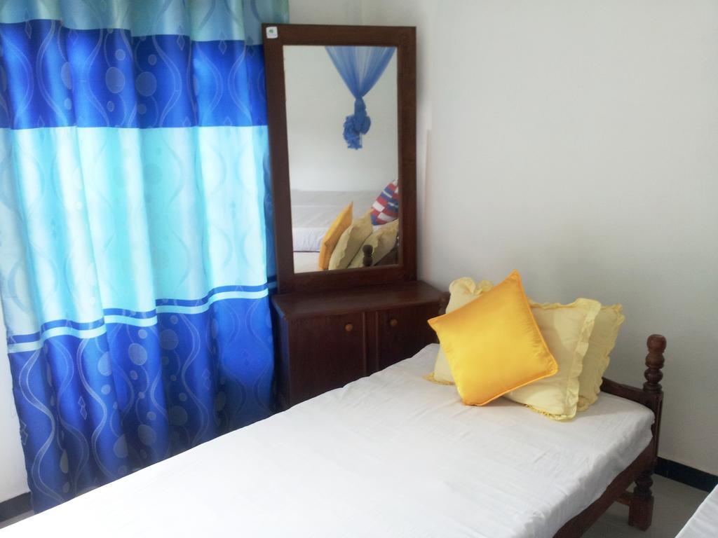 Calidan Bed & Breakfast Mirissa Ngoại thất bức ảnh
